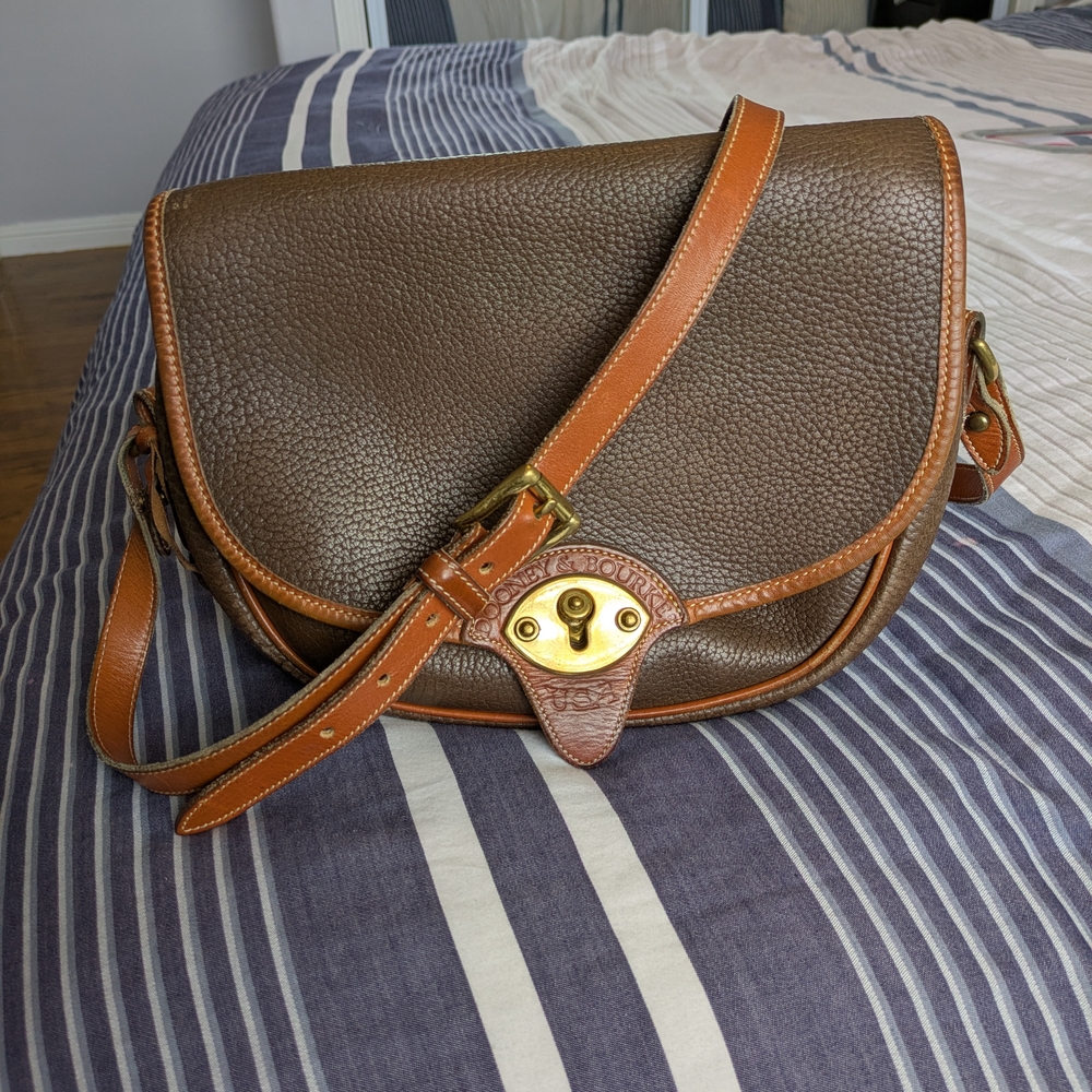 Vintage Dooney & Bourke Medium Calvary Brown Crossbody Bag